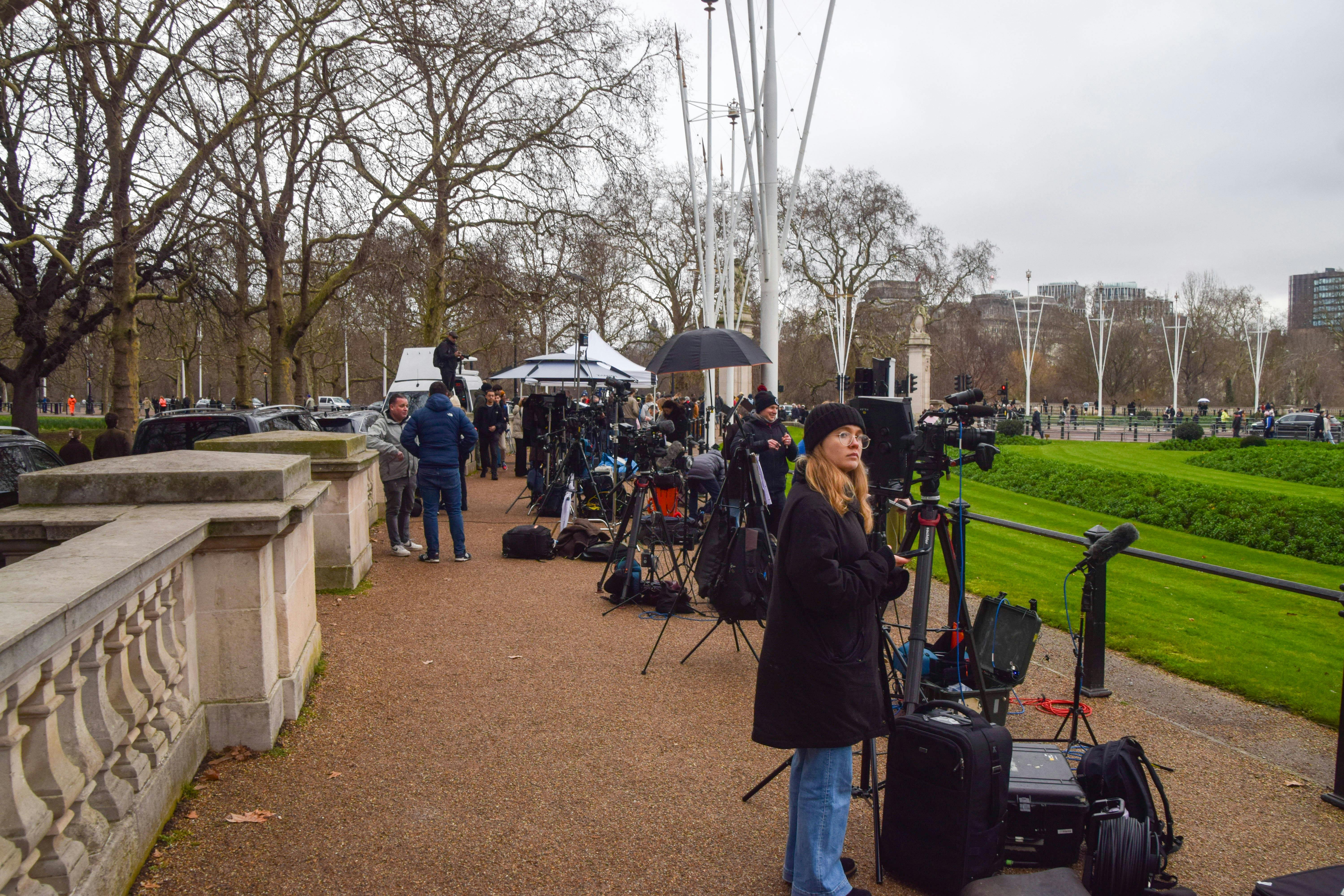 Ex-Prinz Andrew wieder freigelassen, Trump droht dem Iran, und Vergiftung durch Babynahrung
