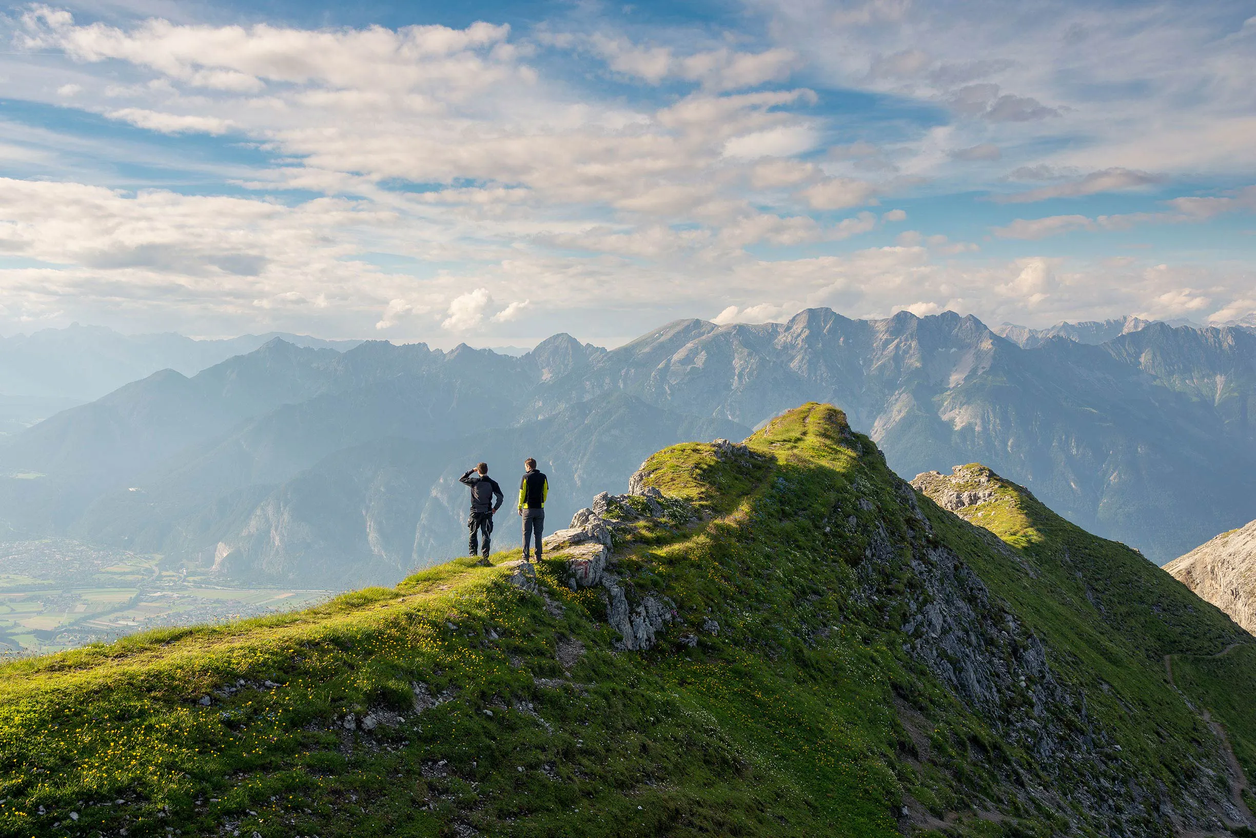 Da liegt etwas in der Luft Die Tiroler Bevölkerung ist fit, lebt lang und raucht wenig. Und trotzdem gibt es hier die höchste Lungenkrebsrate.
